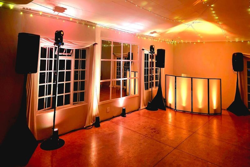 Professional sound system for corporate presentations and speeches